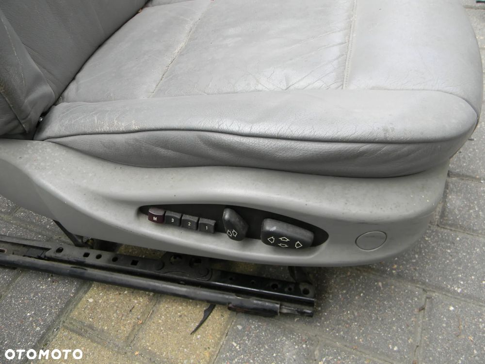 fotel prawy pasażera BMW E46 COUPE CABRIO skóra elektryczny - 4