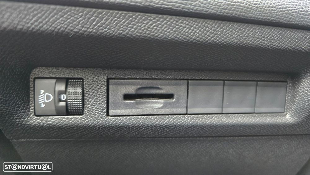 Peugeot 308 SW 1.5 BlueHDi Allure Pack - 11