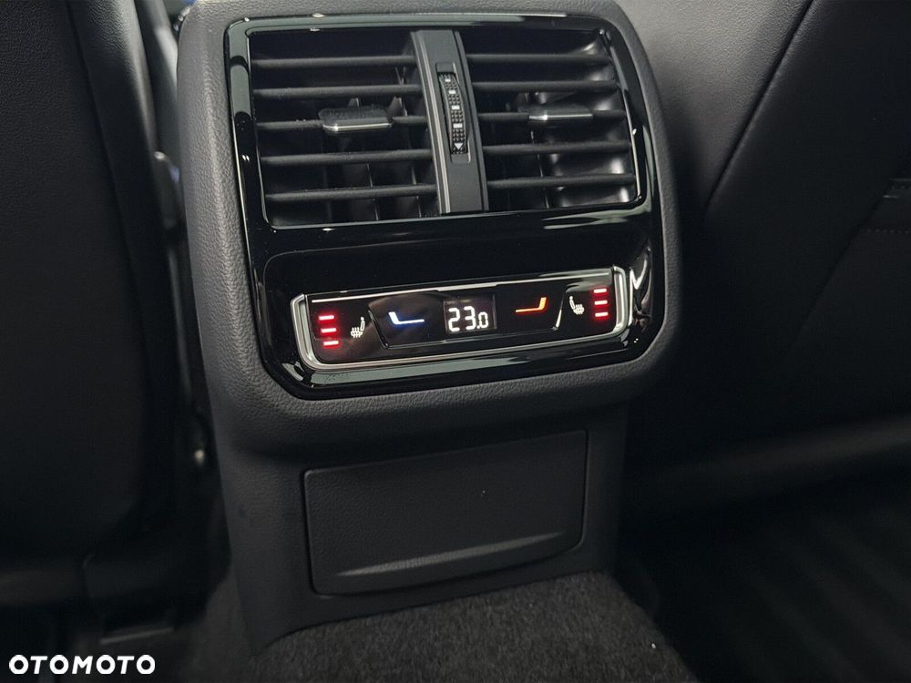 Volkswagen Arteon 2.0 TSI 4Motion R DSG - 37