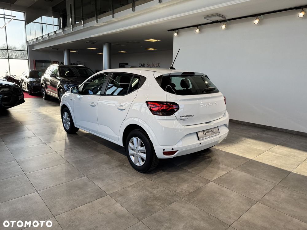 Dacia Sandero - 7