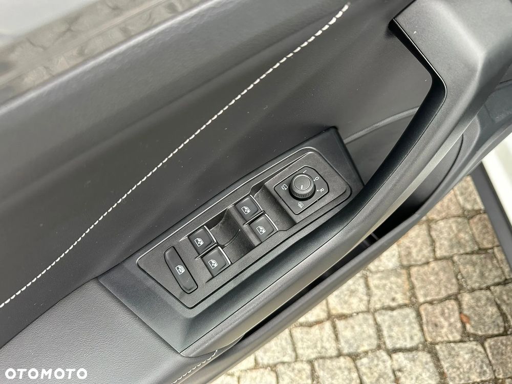 Volkswagen T-Roc 1.5 TSI Style DSG - 19