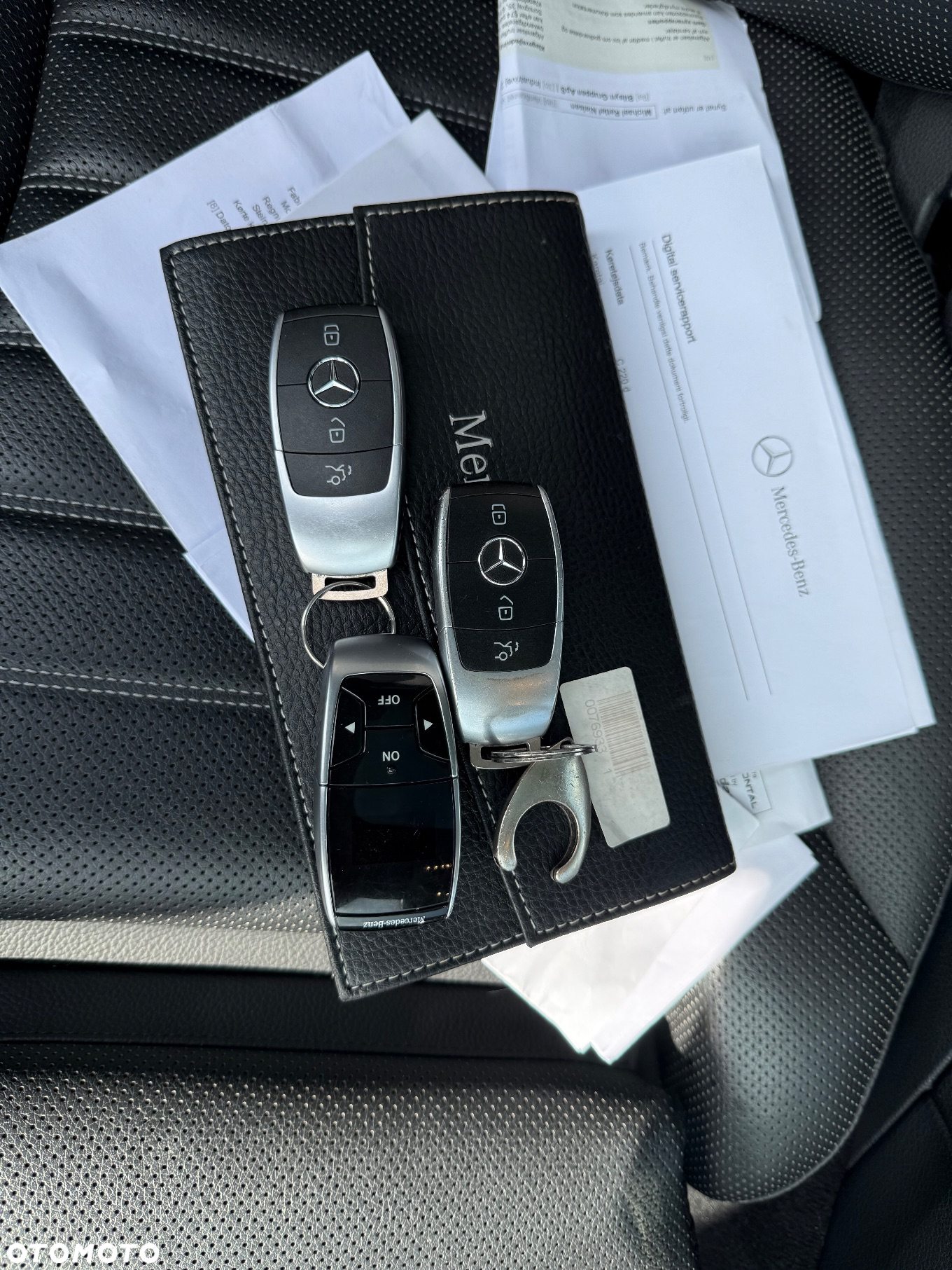 Mercedes-Benz Klasa C 220 d T 9G-TRONIC AMG Line - 31