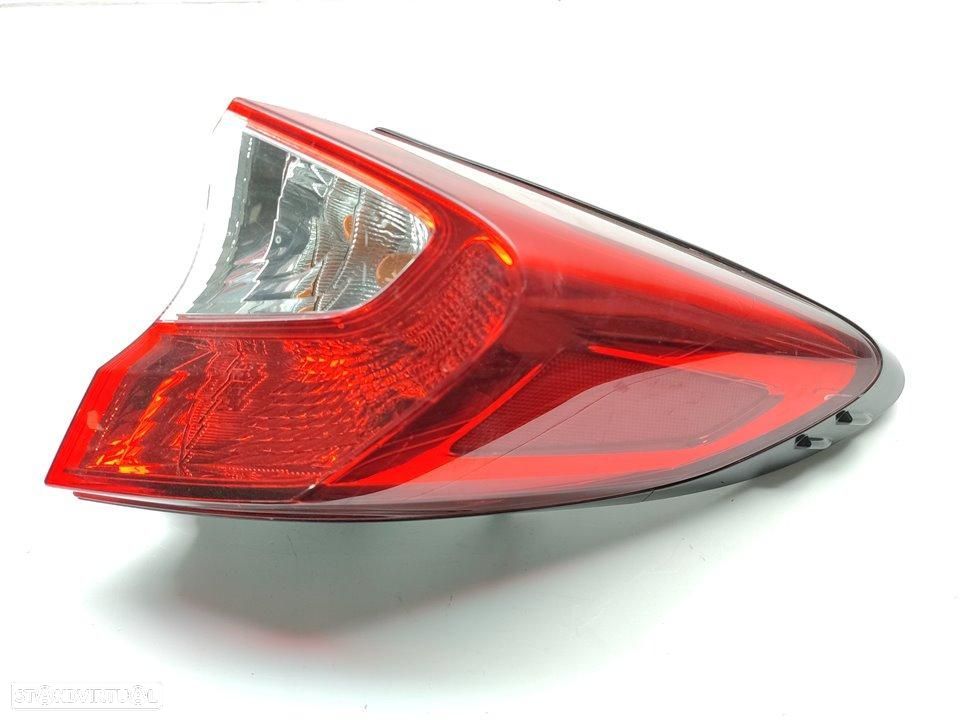 FAROLIM TRASEIRO DIREITO TOYOTA C-HR X10 - 1