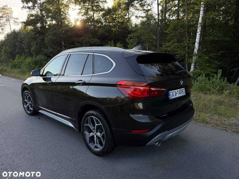 BMW X1 xDrive18d xLine sport - 4