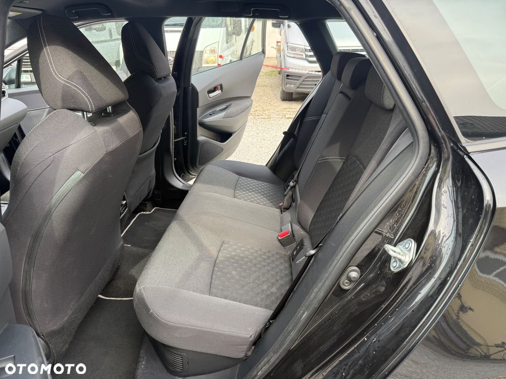 Toyota Corolla 1.8 Hybrid Comfort - 23