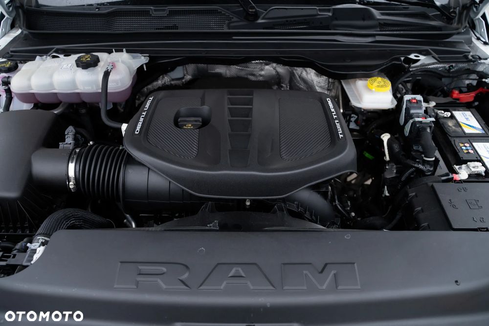 RAM 1500 5.7 Crew Cab Limited - 19
