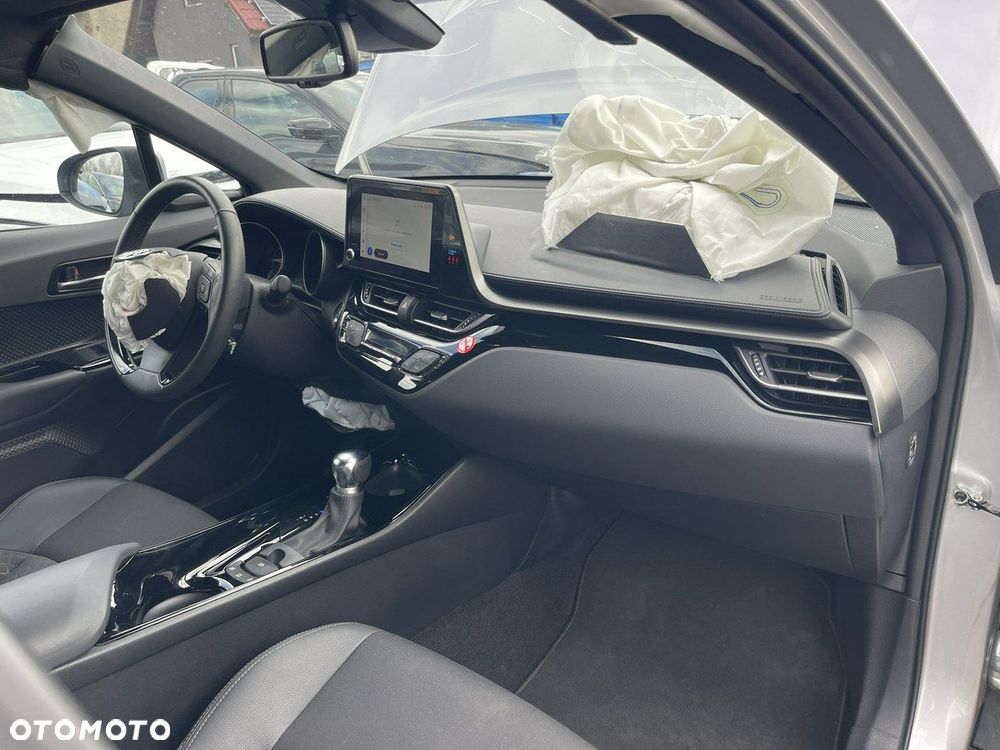 Toyota C-HR 2.0 Hybrid Style - 12