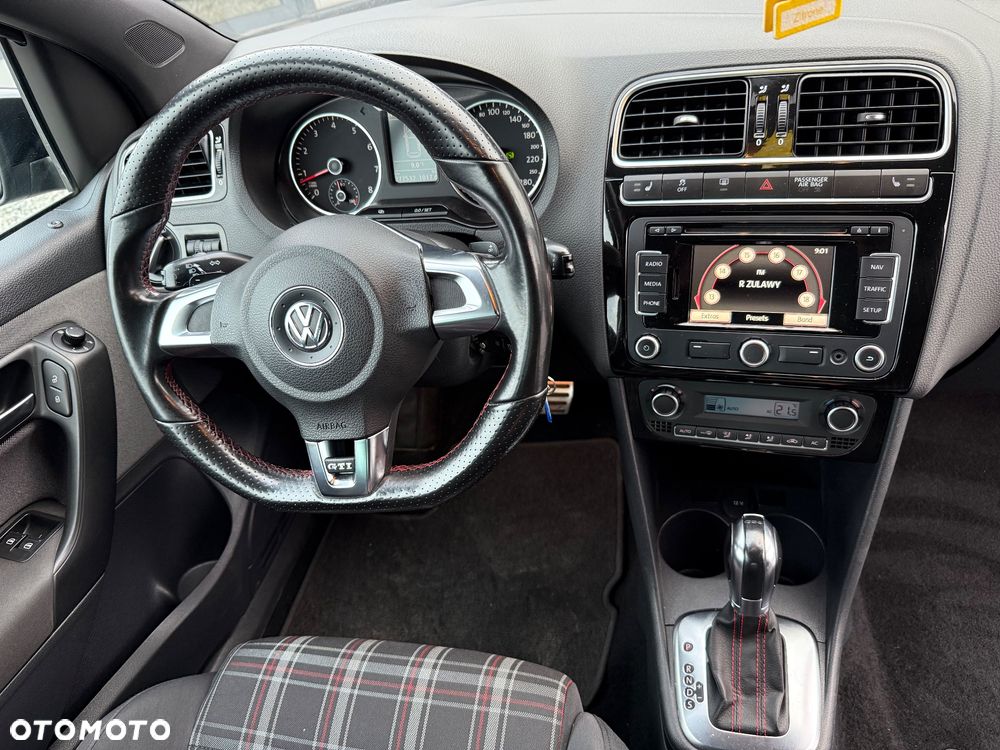 Volkswagen Polo 1.4 TSI GTI DSG - 24