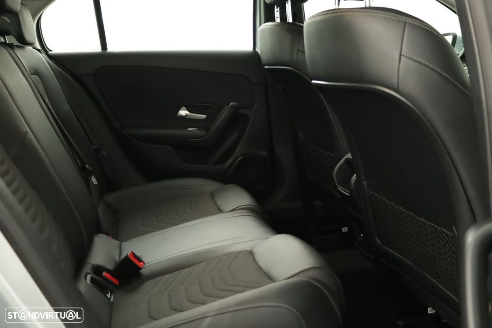Mercedes-Benz A 200 Standard - 23