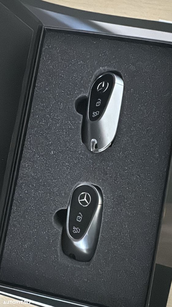 Mercedes-Benz C 300 e 4MATIC PHEV - 8