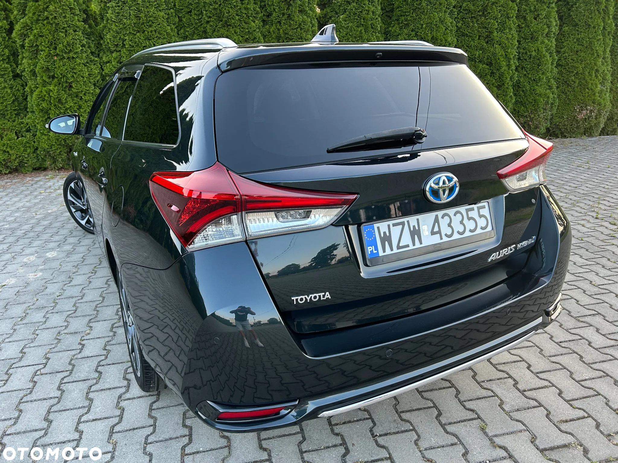 Toyota Auris Hybrid 135 Premium - 12