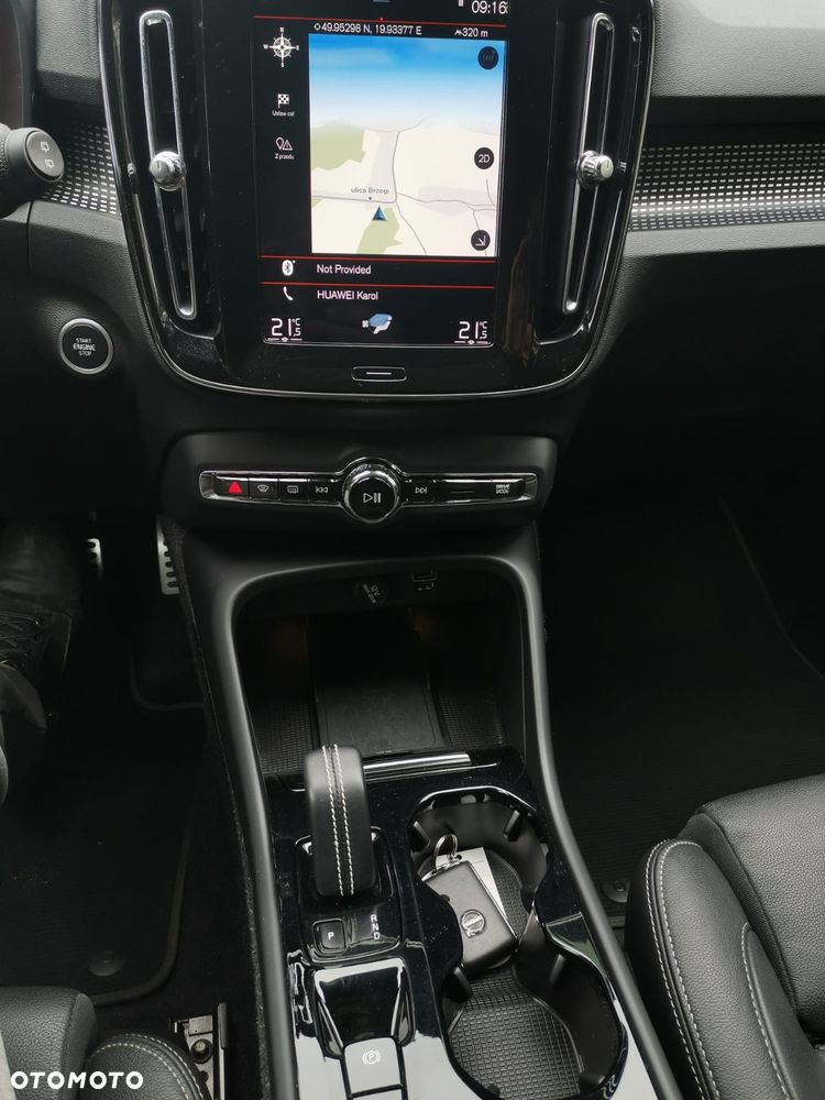 Volvo XC 40 D4 AWD Geartronic R-Design - 11