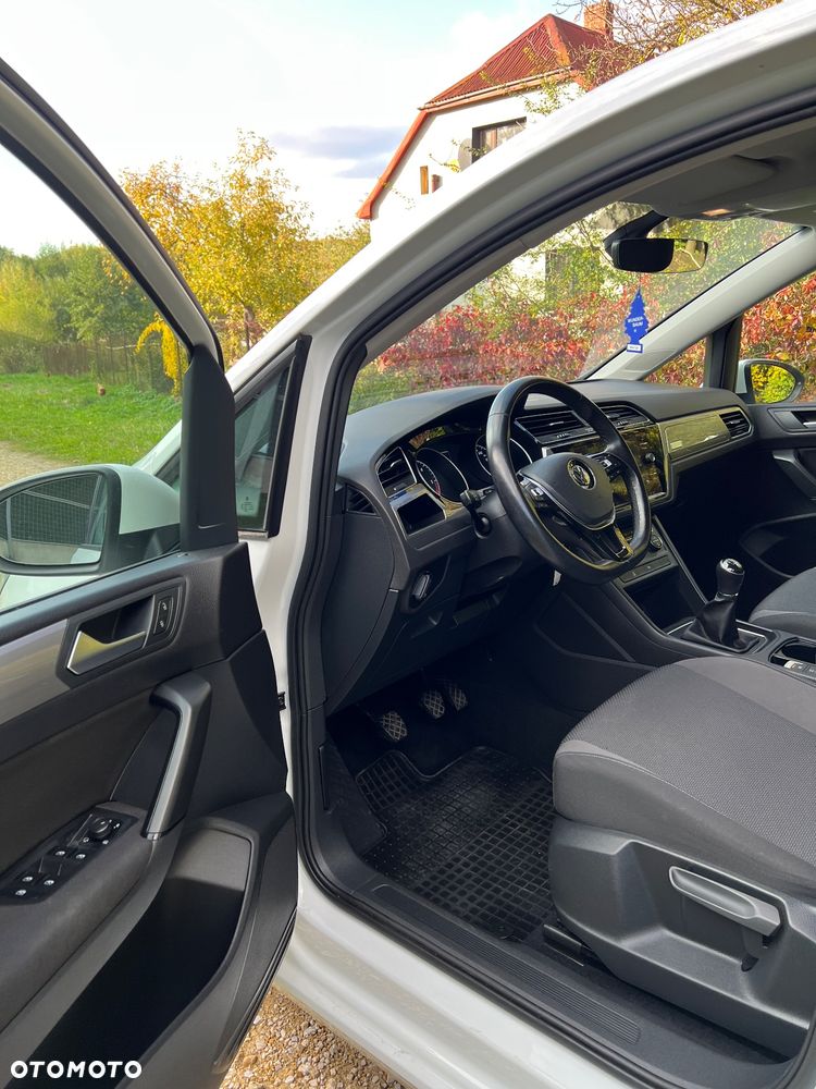 Volkswagen Touran 1.6 TDI BMT SCR Trendline - 12