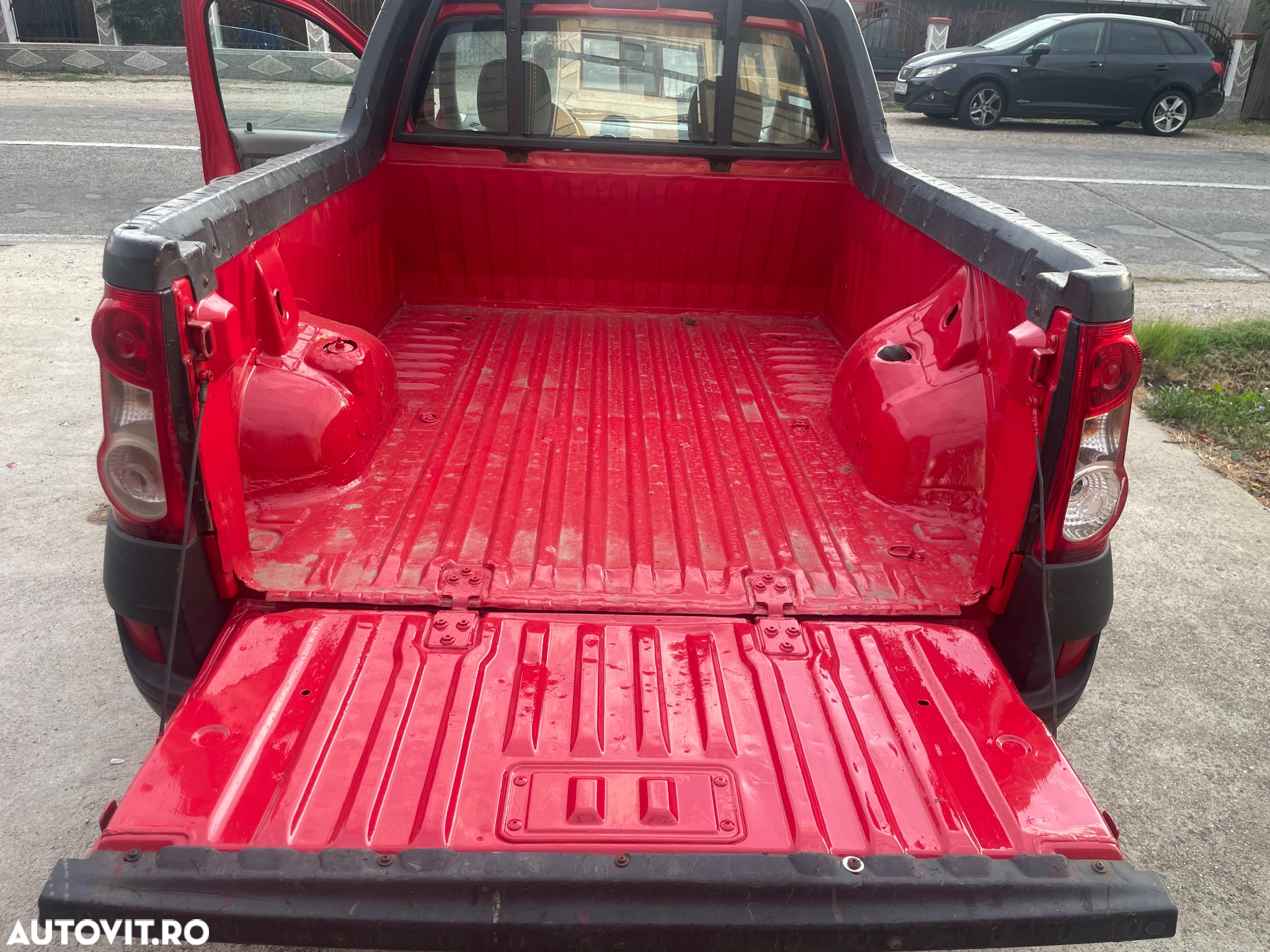Dacia Pick Up - 8