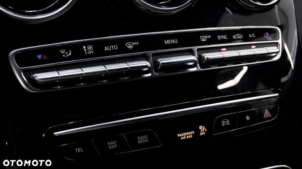 Mercedes-Benz GLC 200 - 25