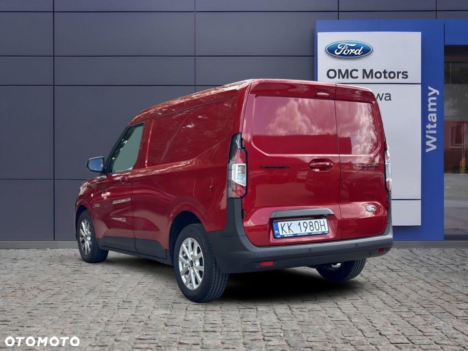 Ford Transit Courier - 5
