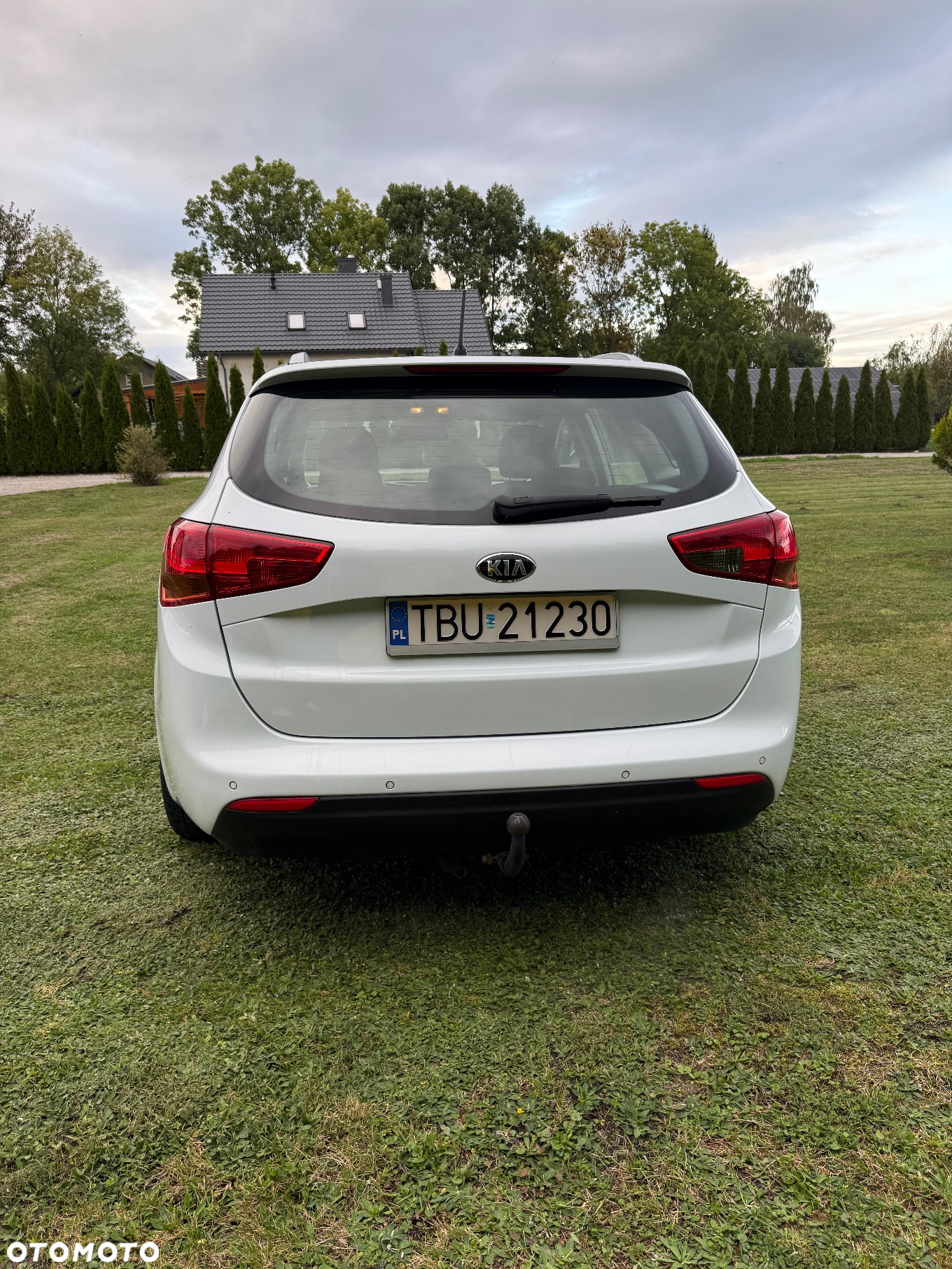 Kia Ceed - 8