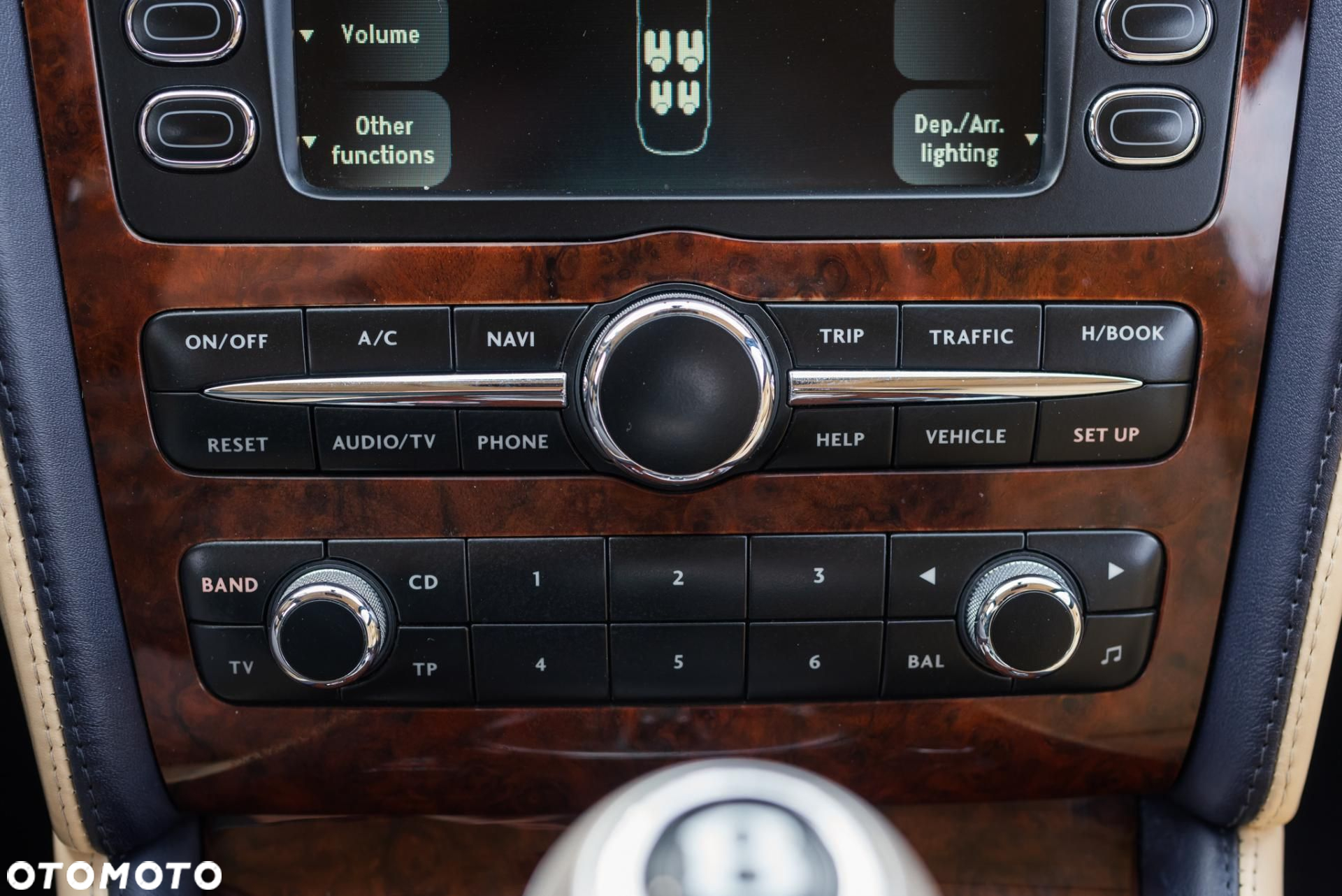 Bentley Continental GT - 24