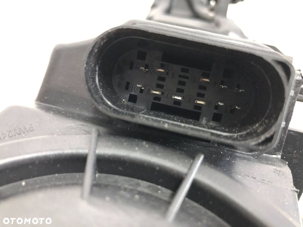 Audi A3 (8V) 06.2012-07.2016 Sedan Reflektor / Lampa przednia lewa Bi-Xenon - 10