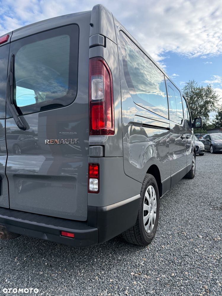 Renault Trafic - 10