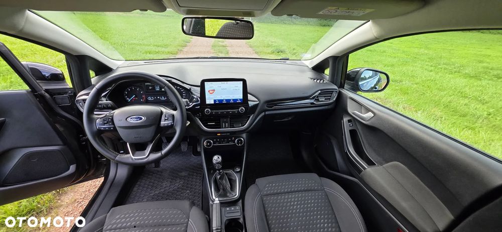 Ford Fiesta - 17
