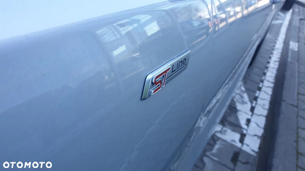 Ford Focus 1.0 EcoBoost mHEV ST-Line X - 5