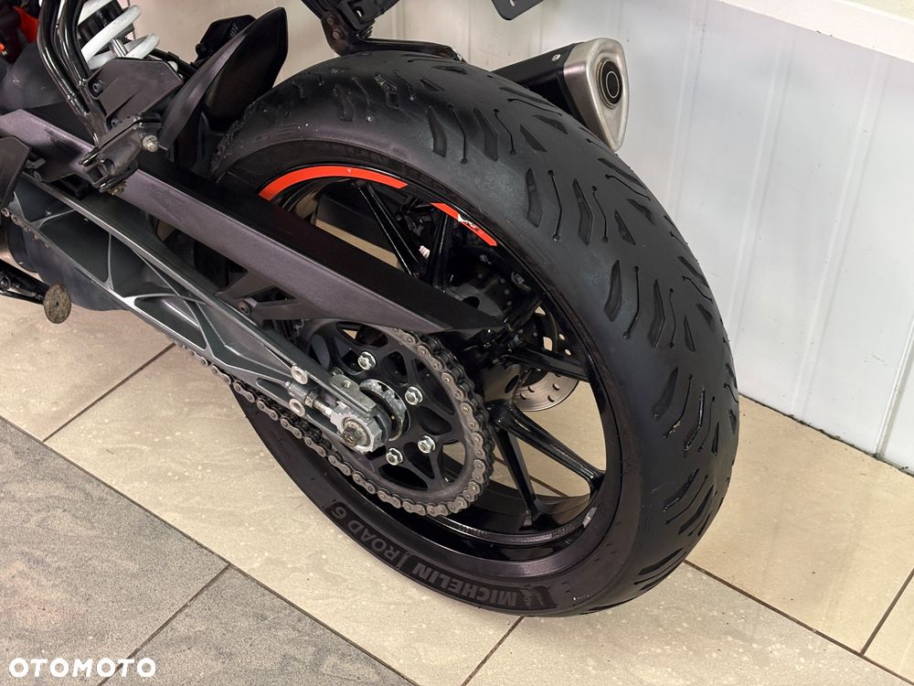 KTM Duke 125 - 10