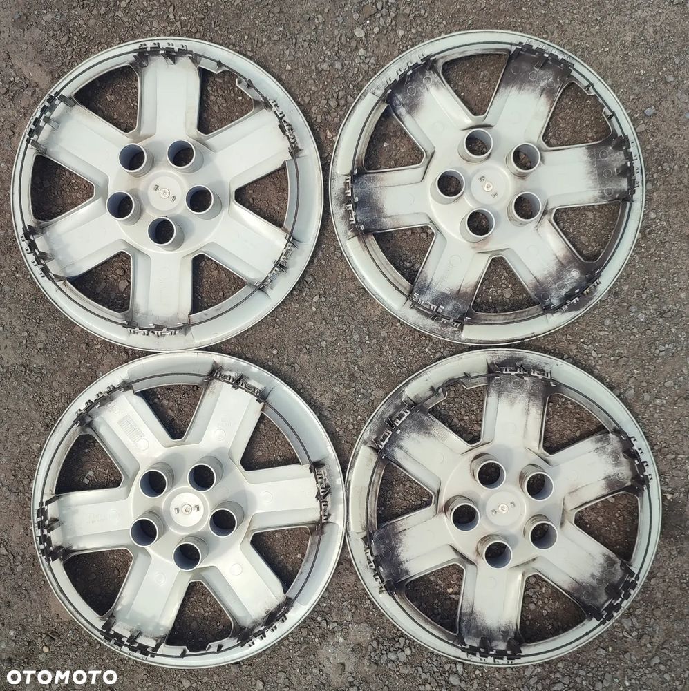 Nissan kołpaki 16" oryginalne - 2