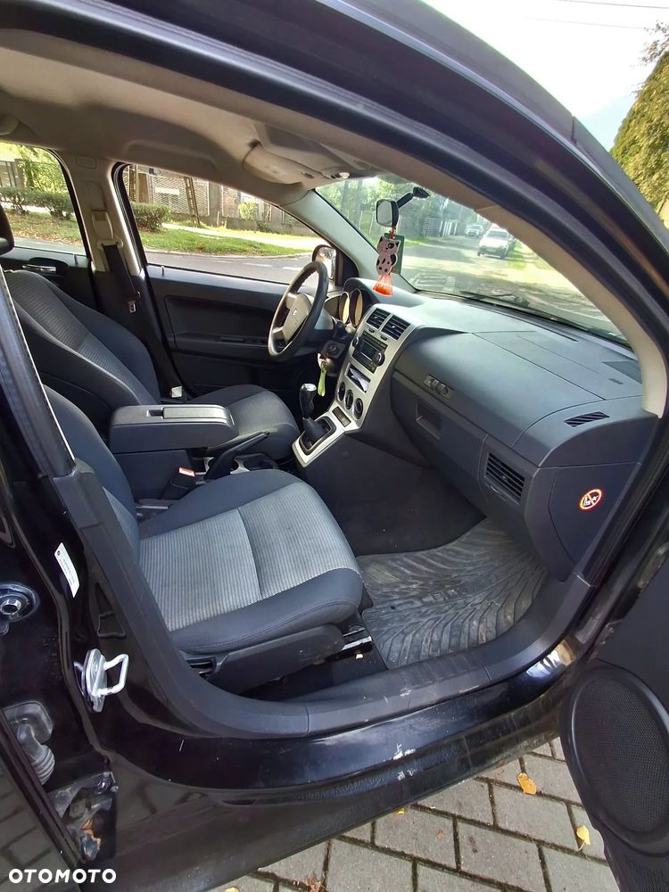 Dodge Caliber 1.8 SXT - 16