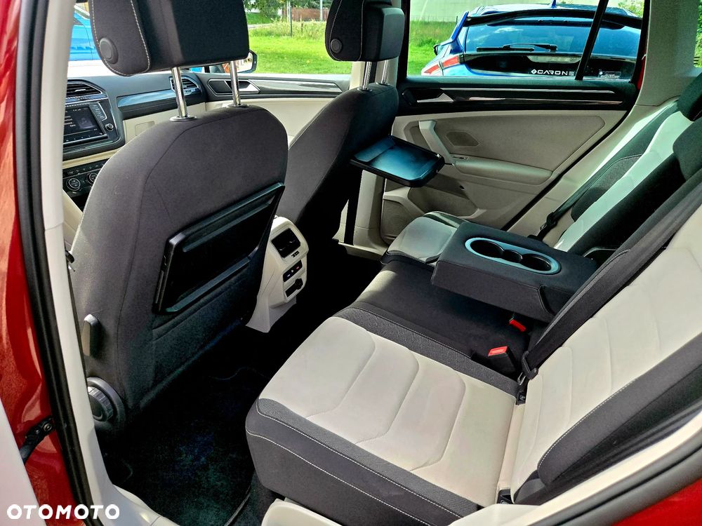 Volkswagen Tiguan 2.0 TDI SCR 4MOTION DSG Highline - 22