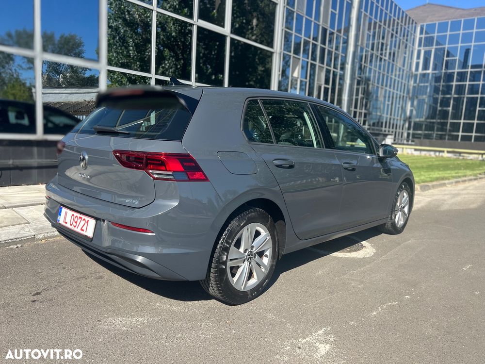 Volkswagen Golf 1.5 eTSI DSG MHEV Life - 8