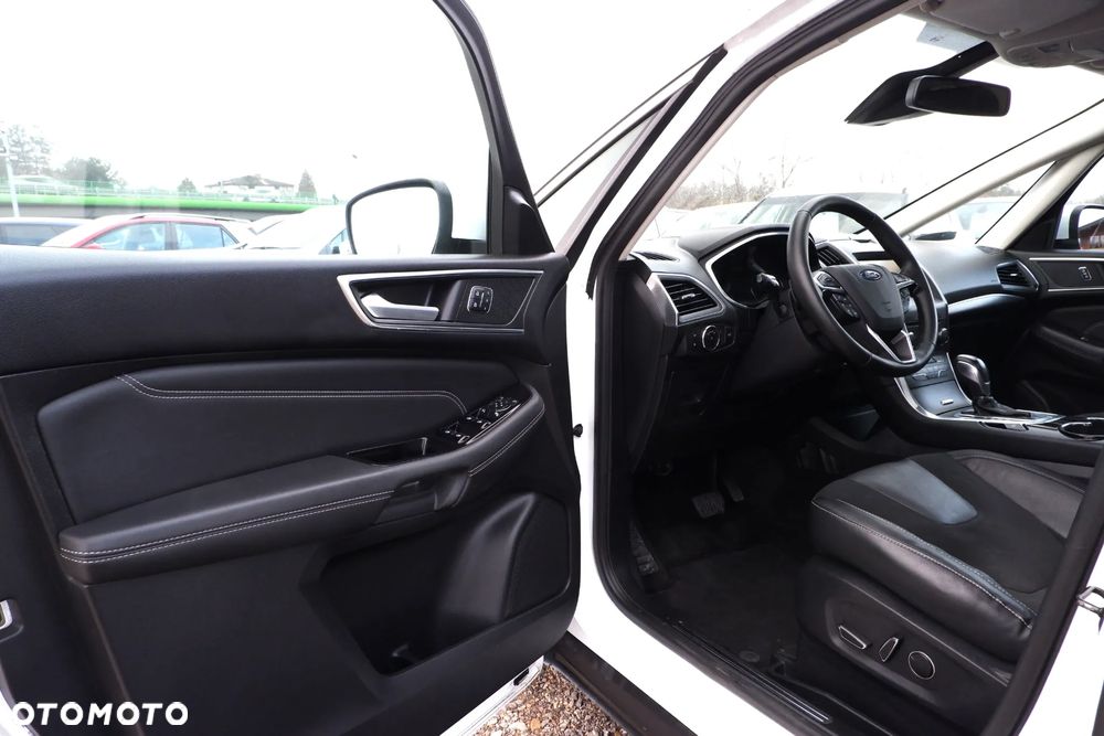 Ford S-Max 2.0 TDCi 4WD Titanium PowerShift - 26