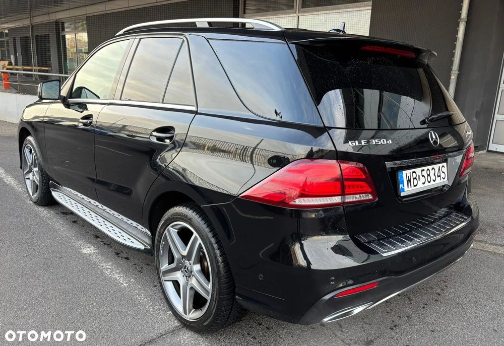 Mercedes-Benz GLE 350 d 4-Matic - 29