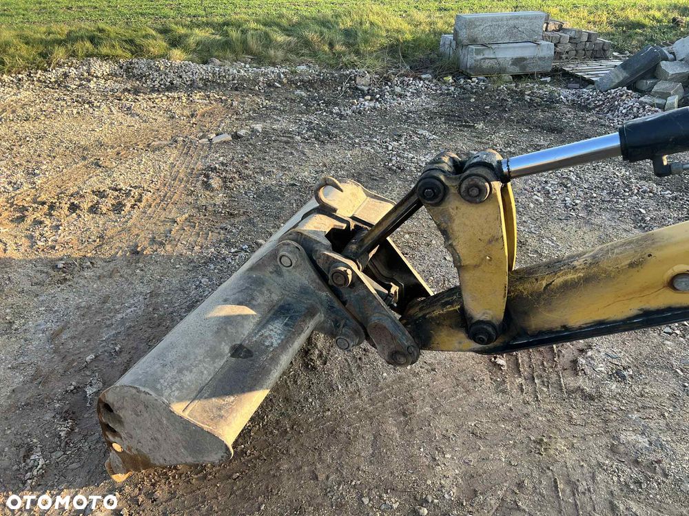 Caterpillar 432F - 8