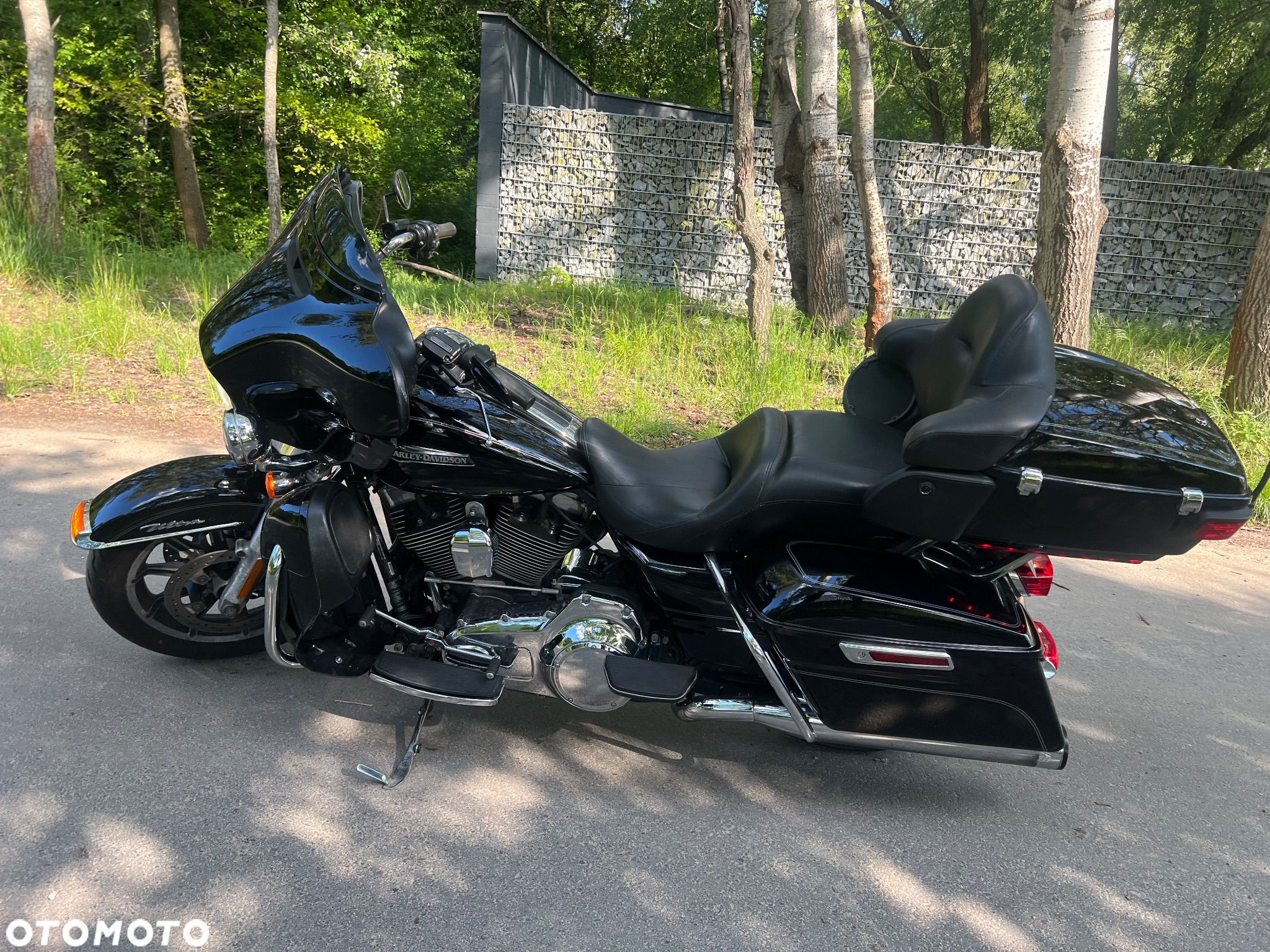 Harley-Davidson FLH Electra Glide - 3
