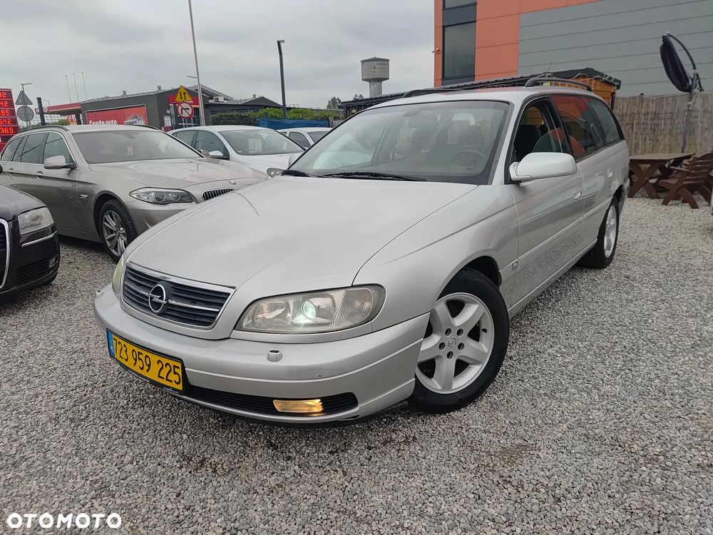 Opel Omega 2.2 Elegance - 1