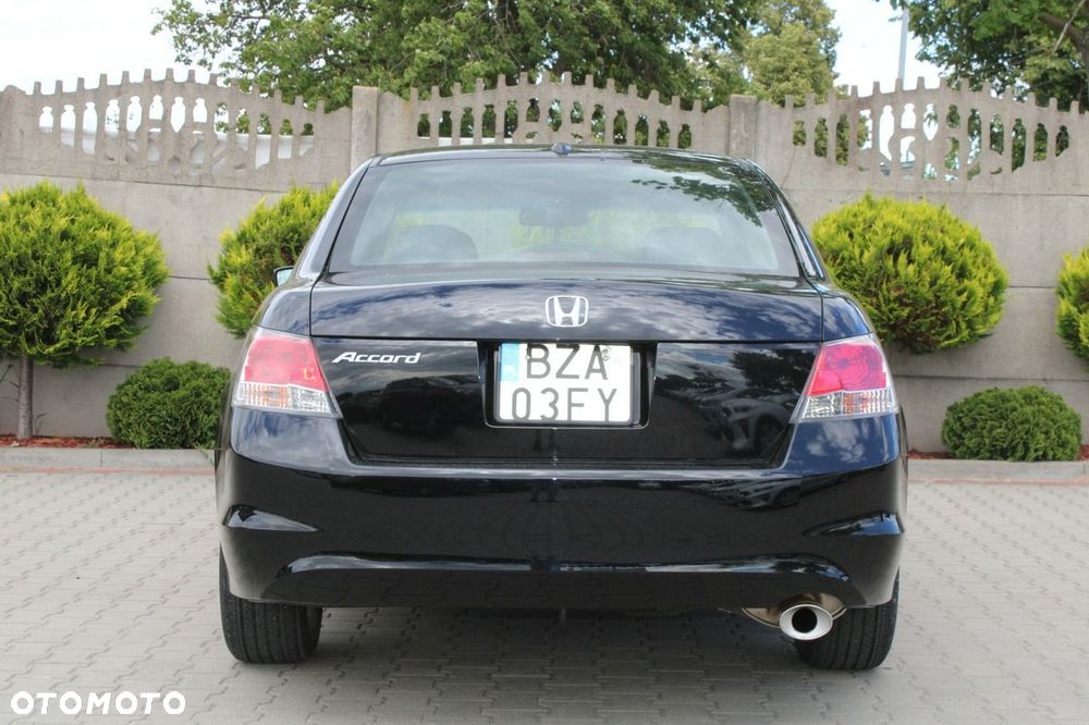 Honda Accord 2.4 Executive - 8