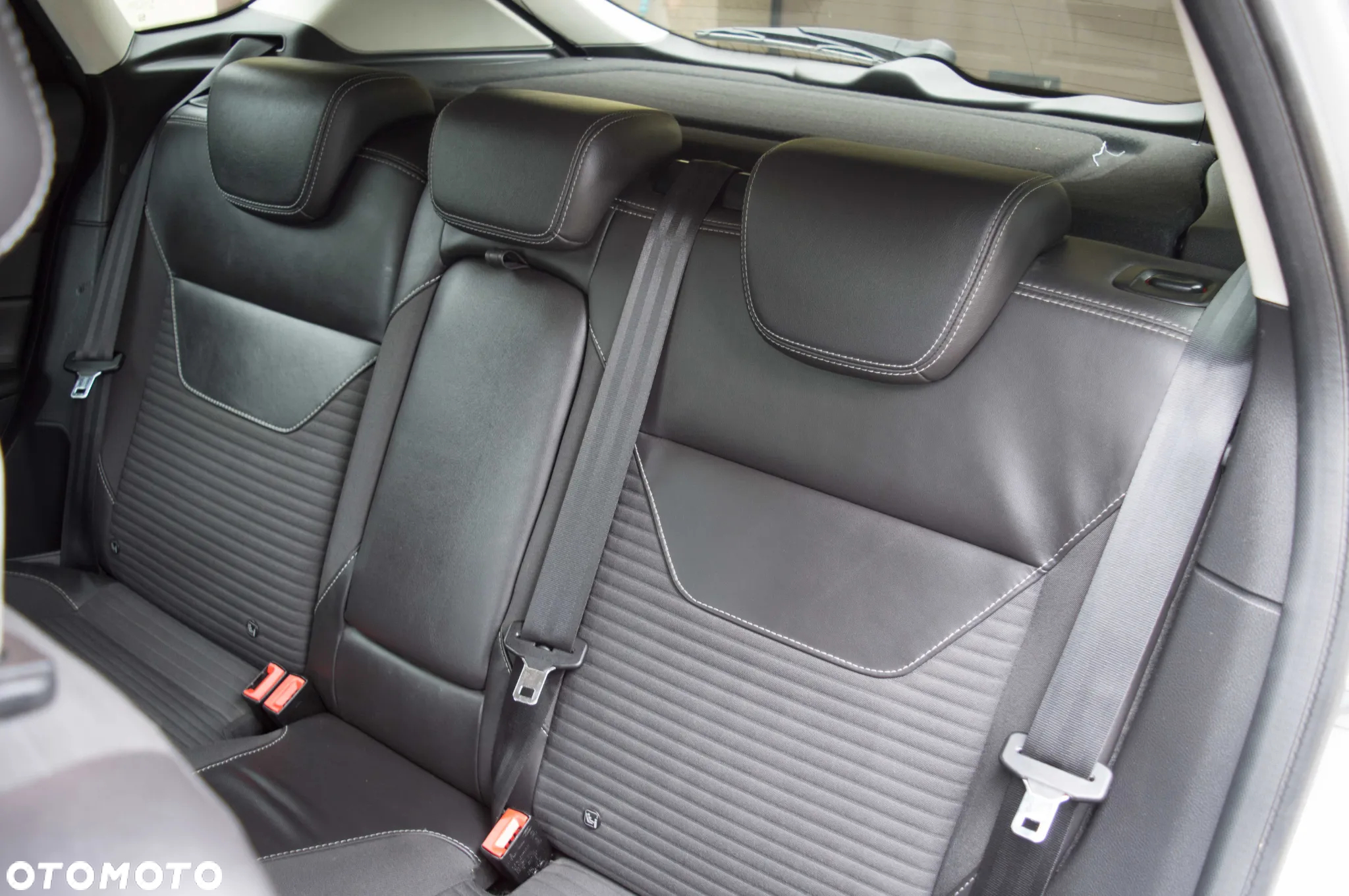 Ford Focus 2.0 TDCi Titanium ASS - 33