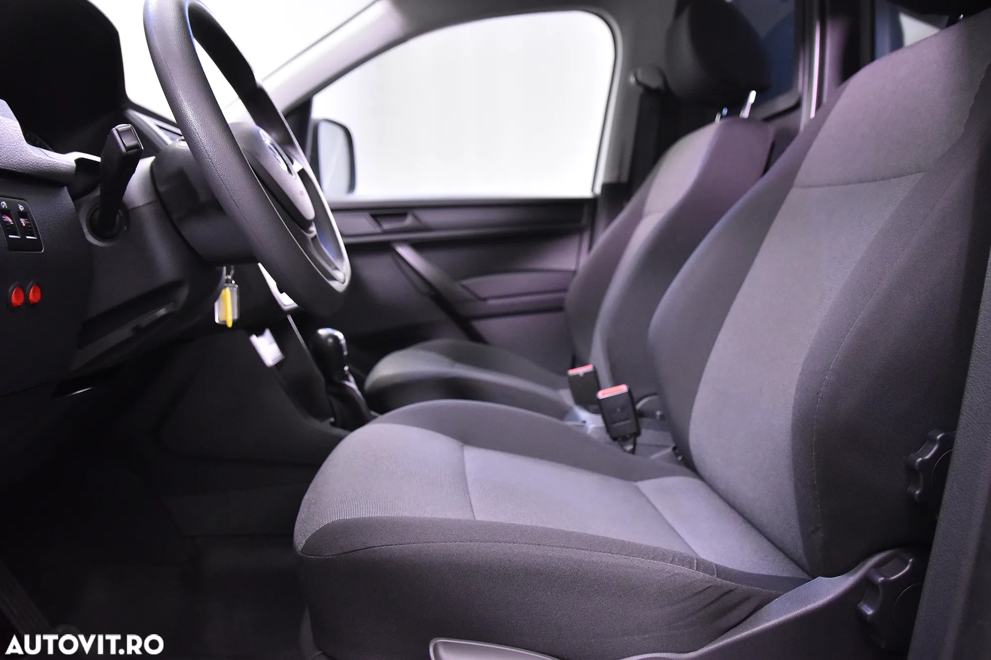 Volkswagen Caddy - 17