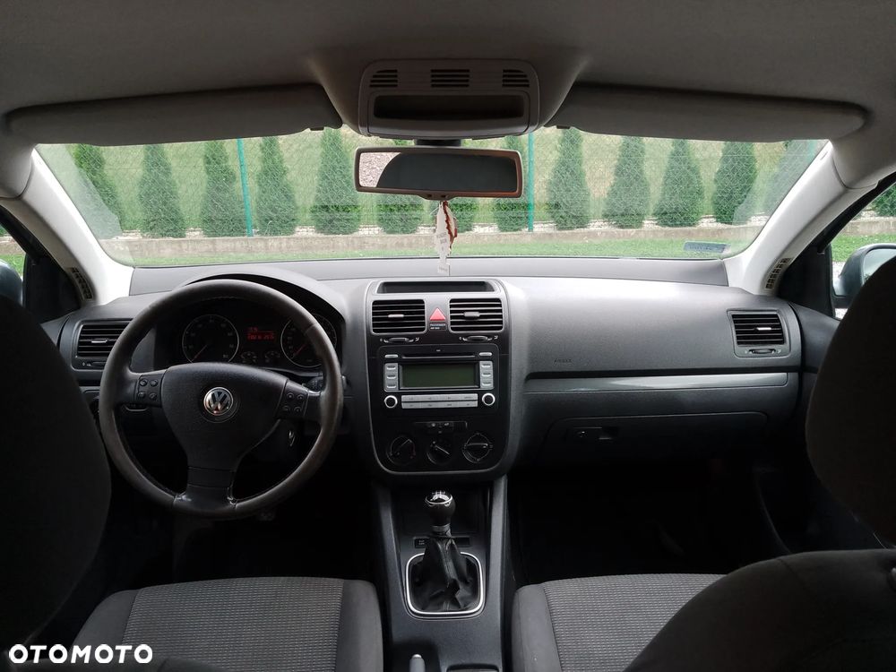 Volkswagen Golf - 12