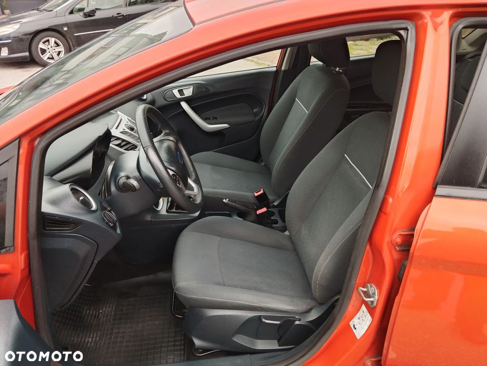 Ford Fiesta 1.25 SYNC Edition - 22