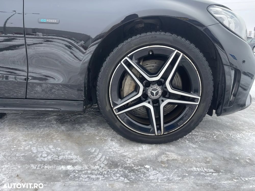 Mercedes-Benz C 300 e 9G-TRONIC AMG Line - 29