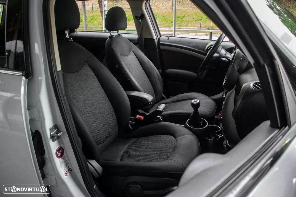 MINI Countryman One D - 21