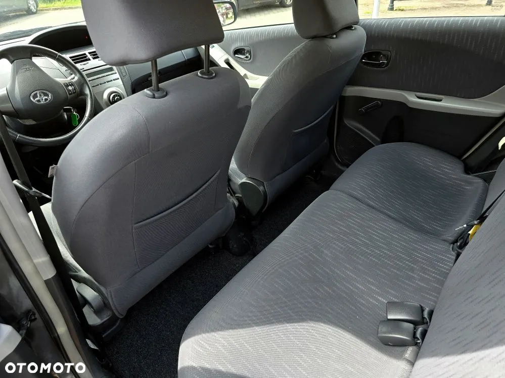 Toyota Yaris 1.33 VVT-i Cool - 9