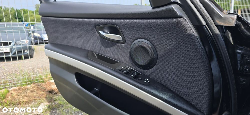 BMW Seria 3 - 31