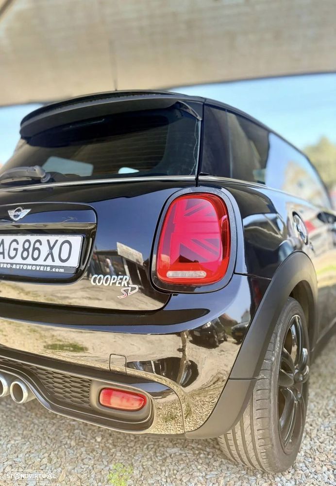 MINI 3 Portas Cooper SD - 7
