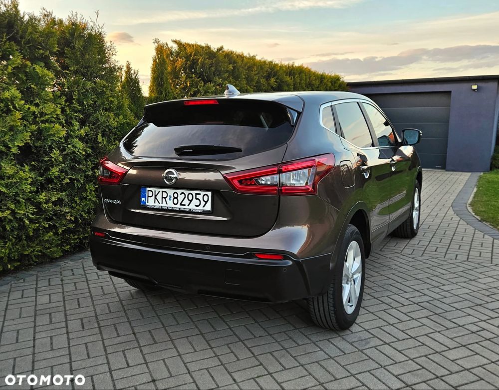 Nissan Qashqai 1.6 dCi Visia S&S - 12