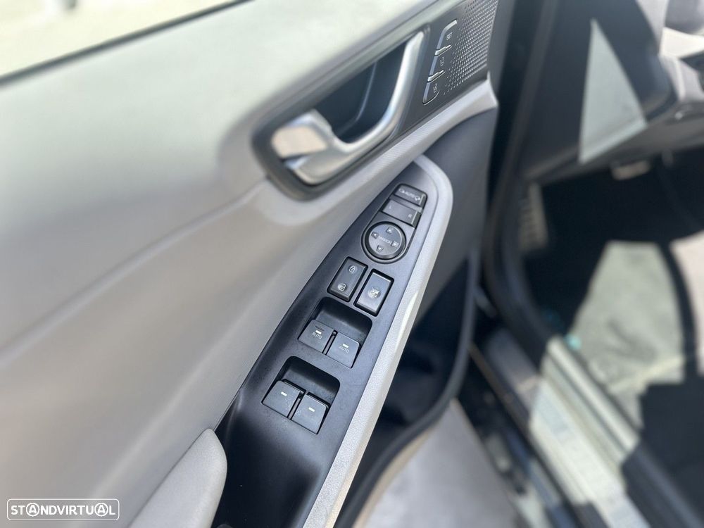 Hyundai Ioniq EV 38kWh Pack Pele - 11