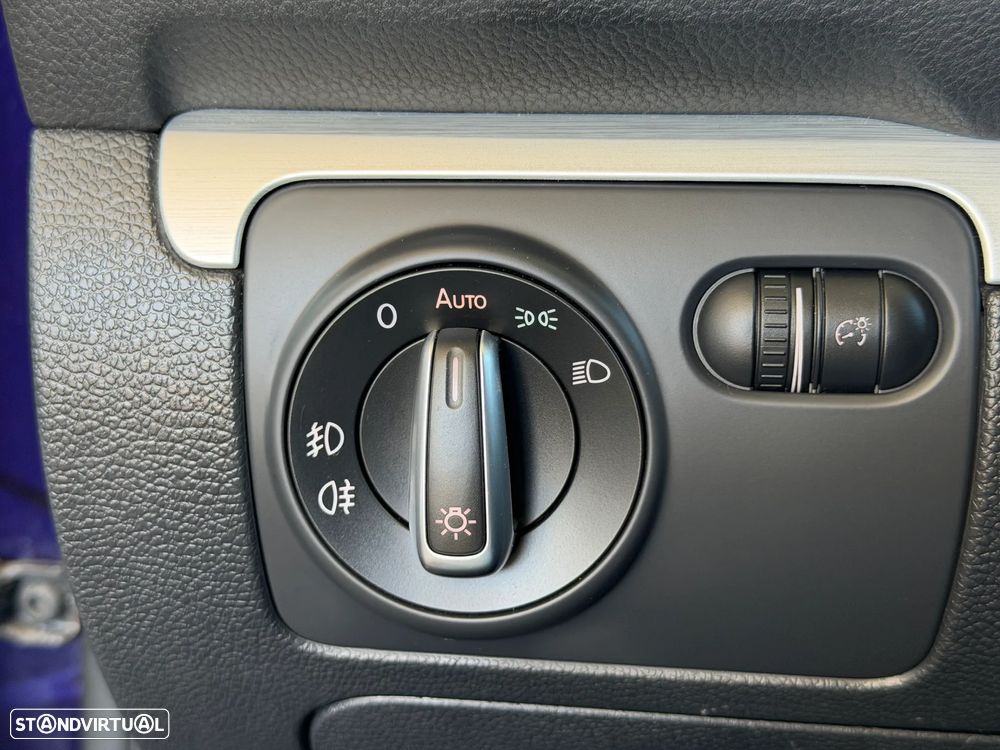 VW Scirocco 2.0 TDI Sport - 28