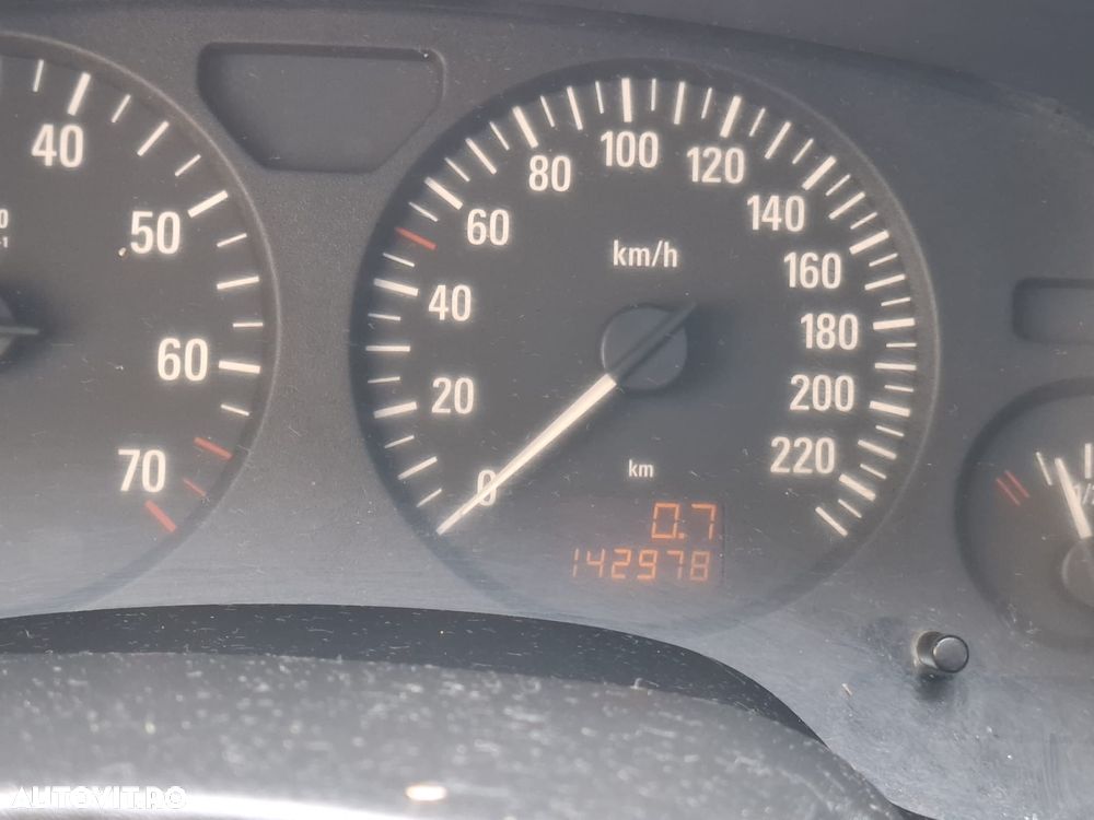Opel Astra - 2